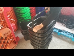 Panier de supermarché en plastique en PP de grande capacité