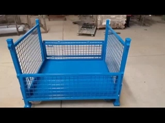 Cage d'empilement à la livraison